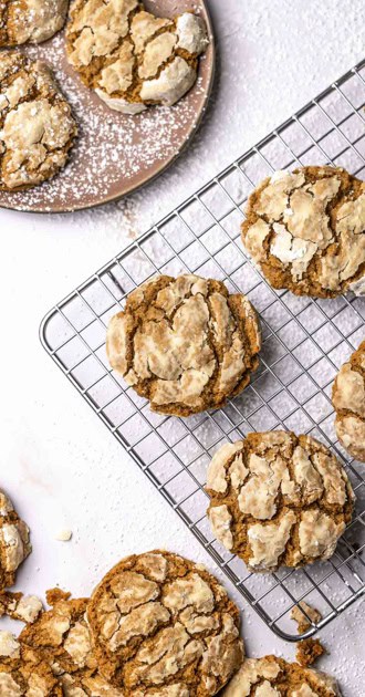 kristinas molasses crinkles - Article 1
